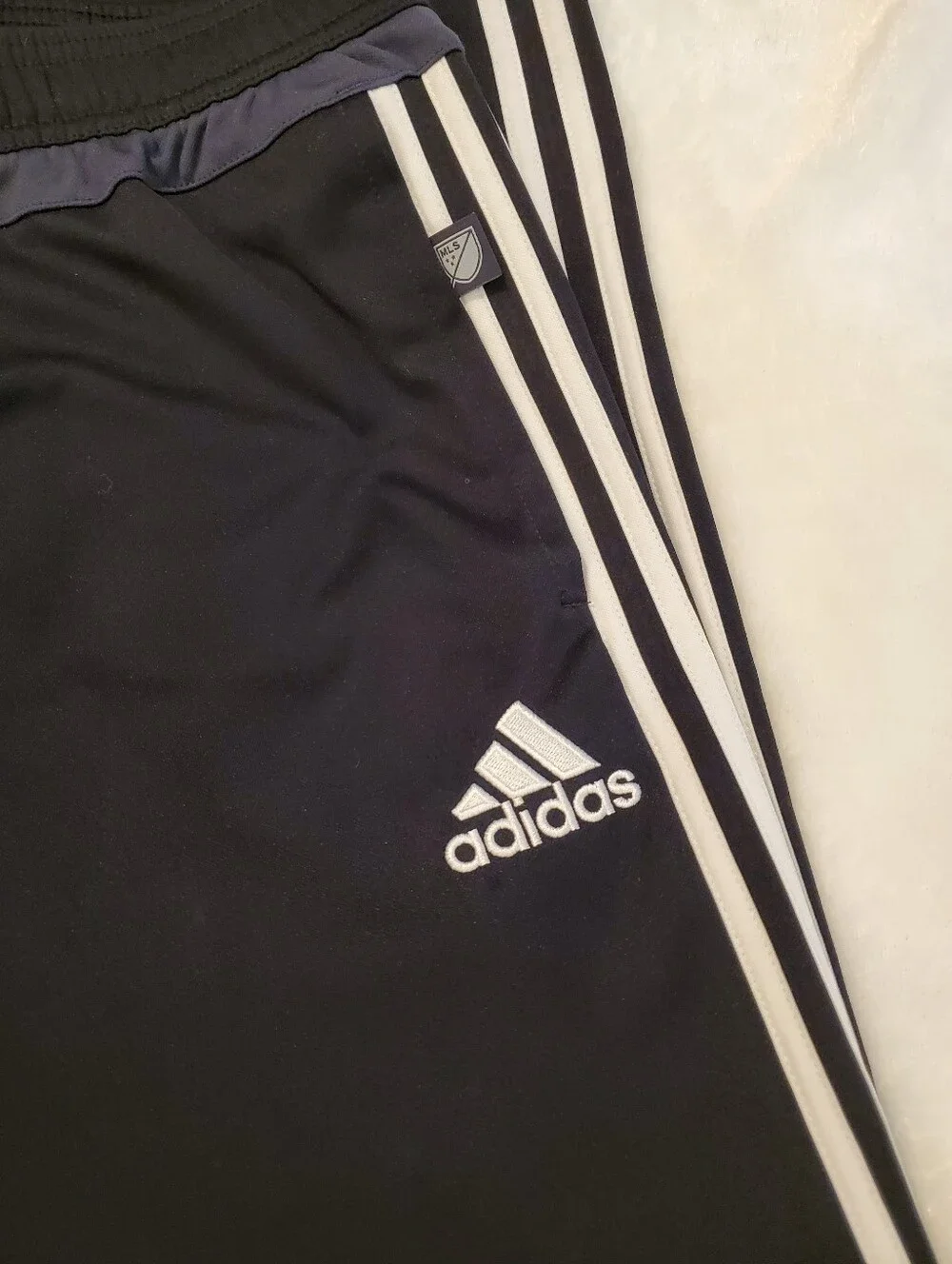 adidas mens black